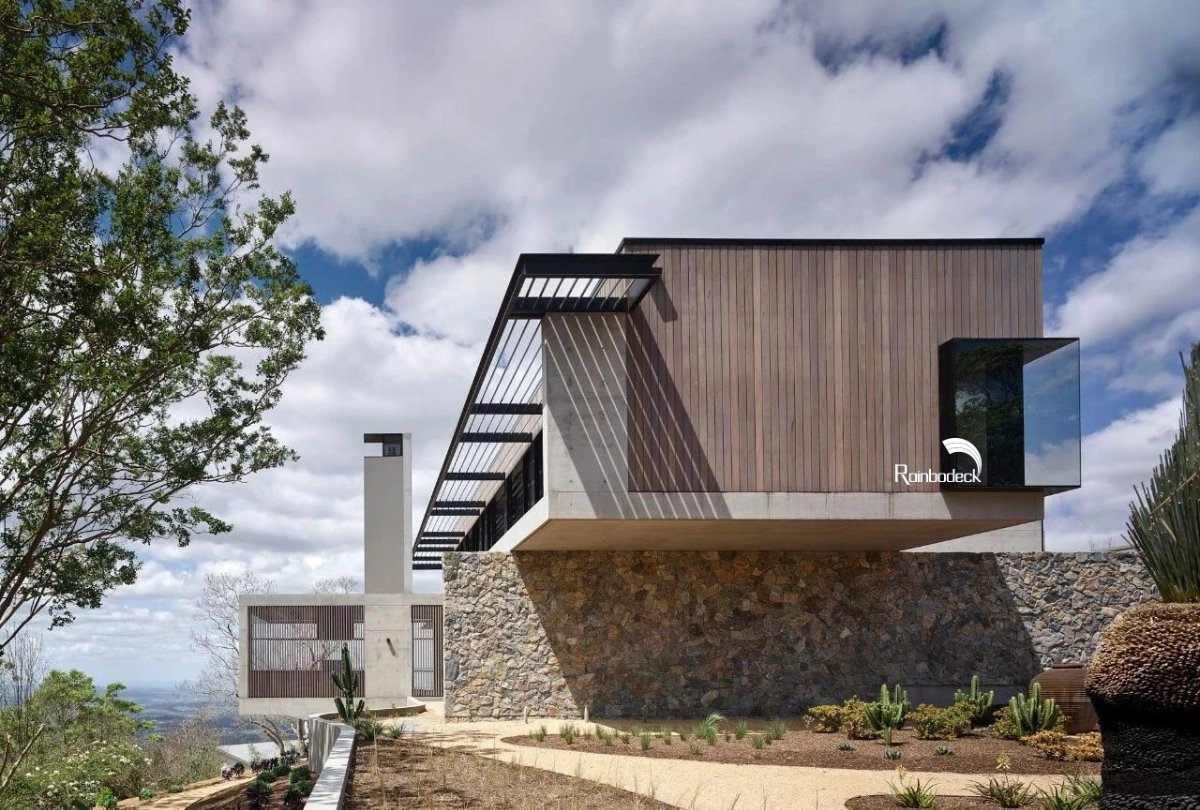 COMMERCIAL PROJECT PROJECT - WALL CLADDING AND LOUVER - COSHIELD E-PANEL&MODULAR MULTI-BEAM