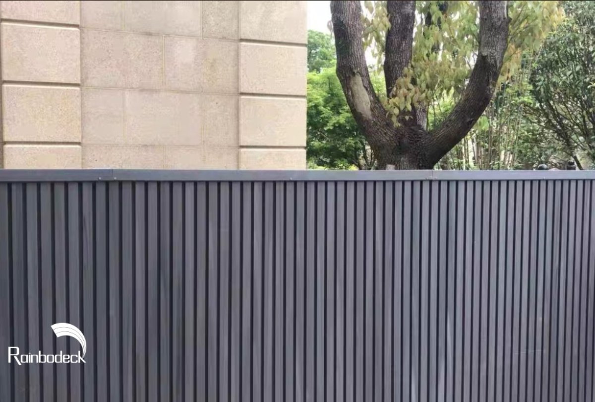 HOUSE PROJECT - GARDEN FENCE - COSHIELD G-PANEL