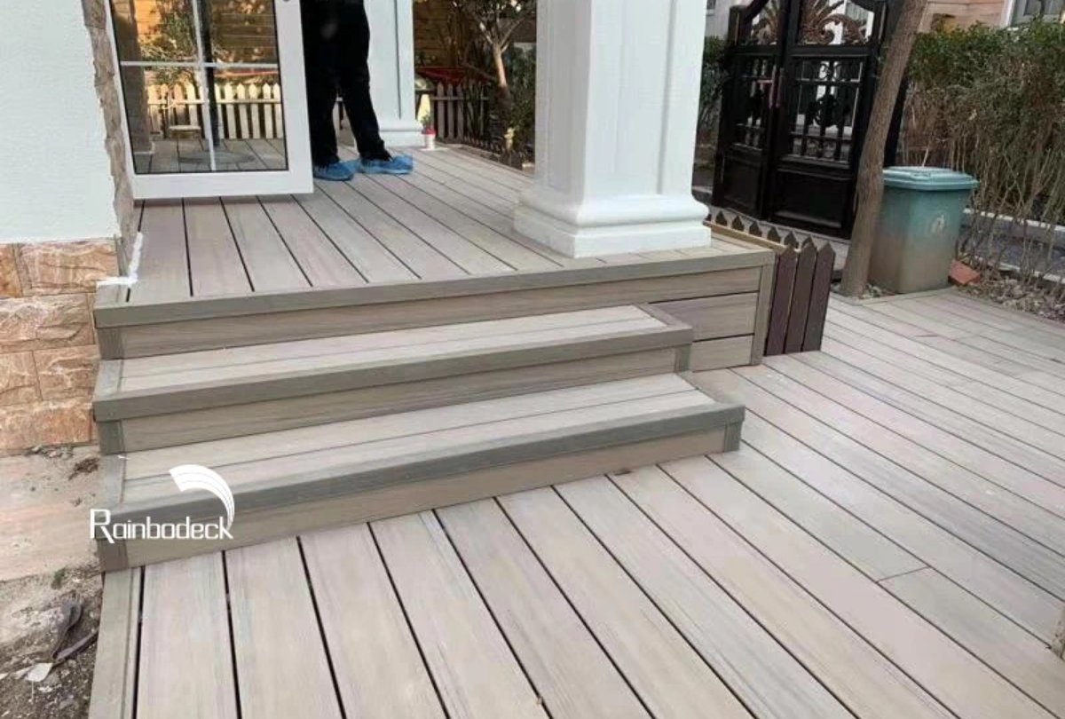 PRIVATE HOME - GARDEN TERRACE DECKING - COSHIELD DECKING PREMIUM