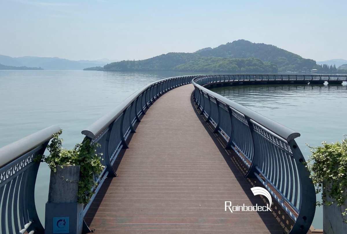 PUBLIC PROJECT - PARK DECKING - HPC DECKING NOBLE