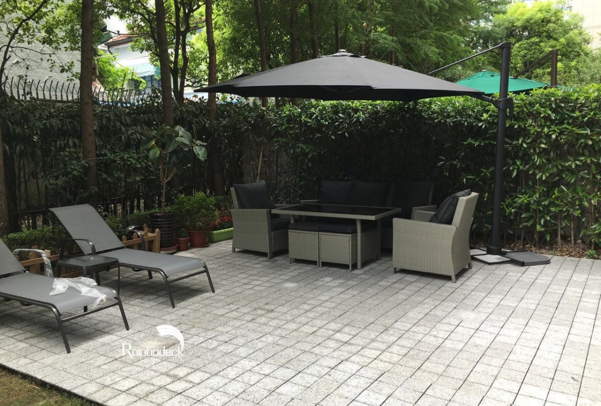 GARDEN - DECK TILE - R-CLICK NATURAL GRANITE TILE