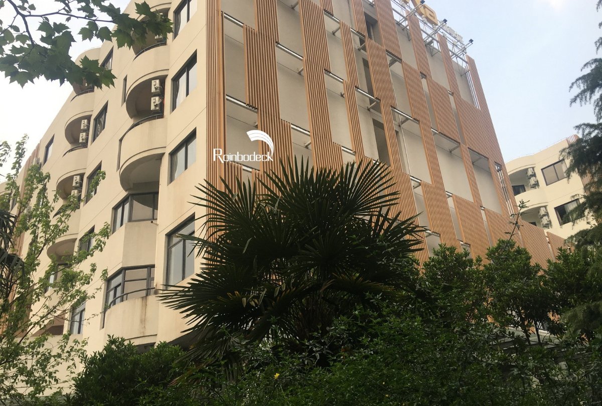 OFFICE BUILDING - LOUVER - MODULAR COSHIELD MULTI-BEAM