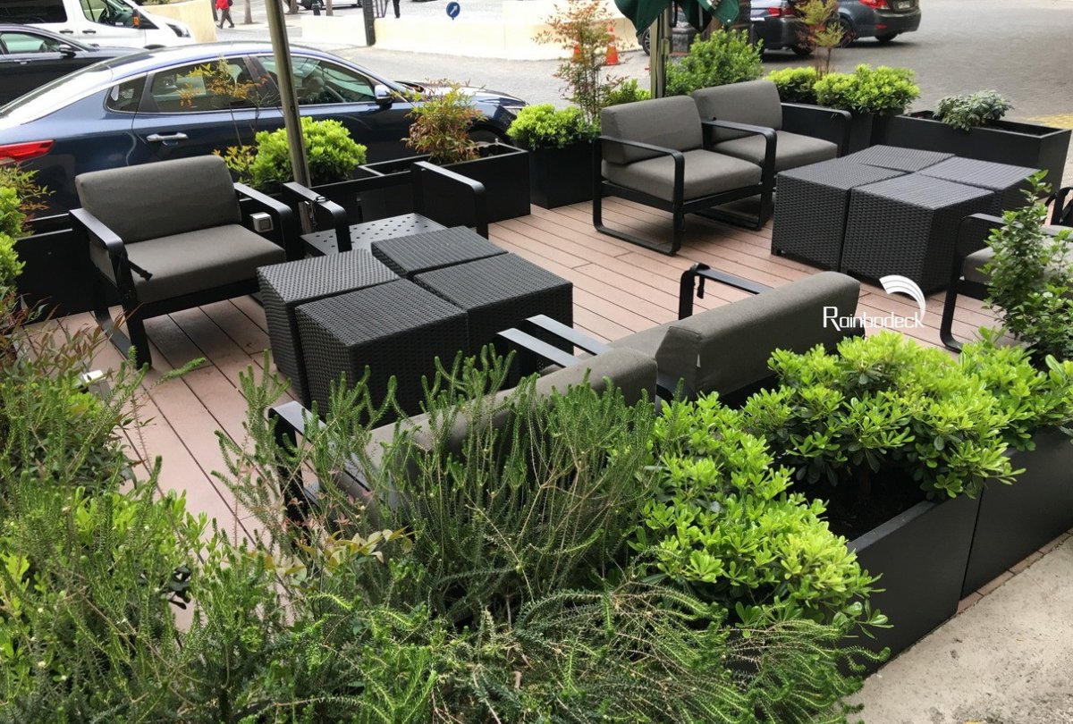 COFFEE SHOP - PATIO DECK - HPC DECKING NOBLE