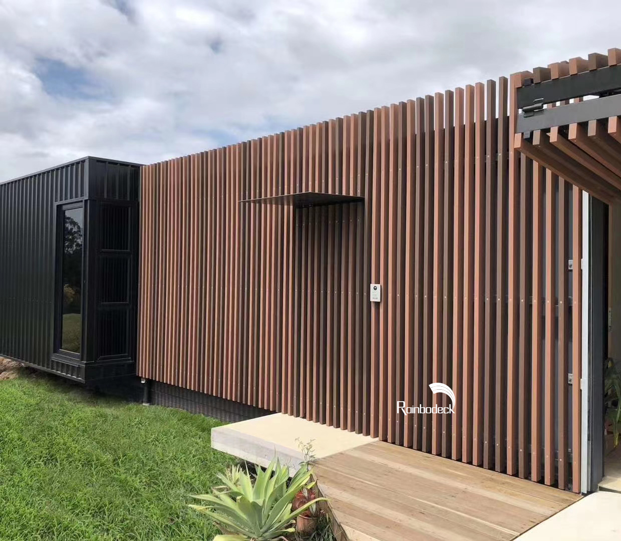 1642147449240159.jpg share.jpg